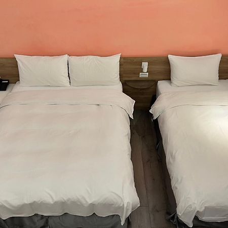 Greenight Hotel Taizhong Zewnętrze zdjęcie